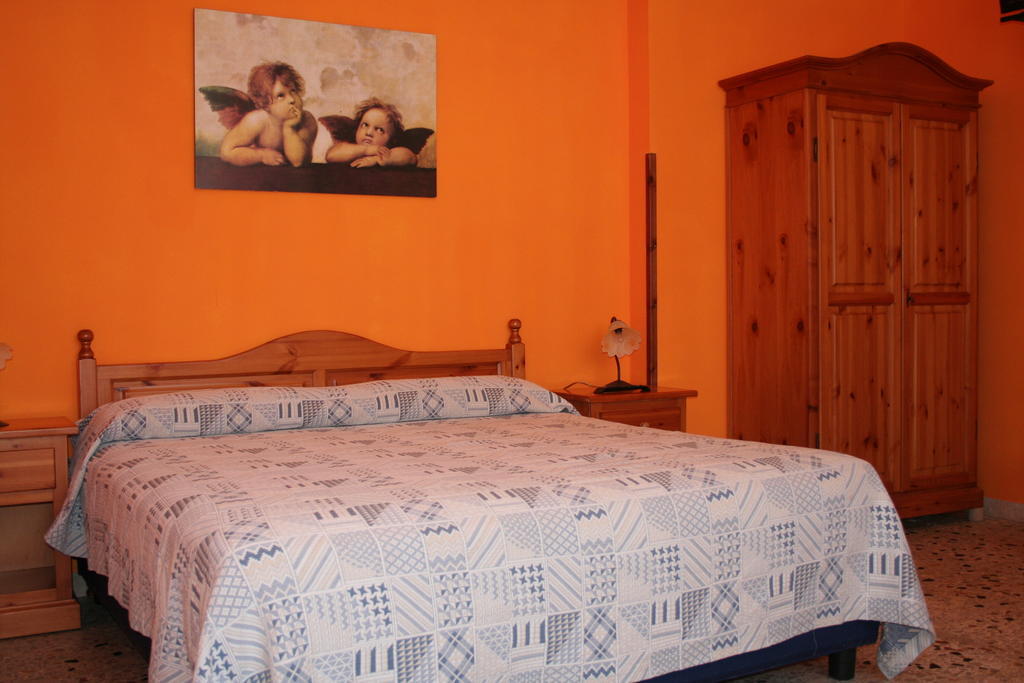 Casa Vacanze Margherita Locogrande Quarto foto